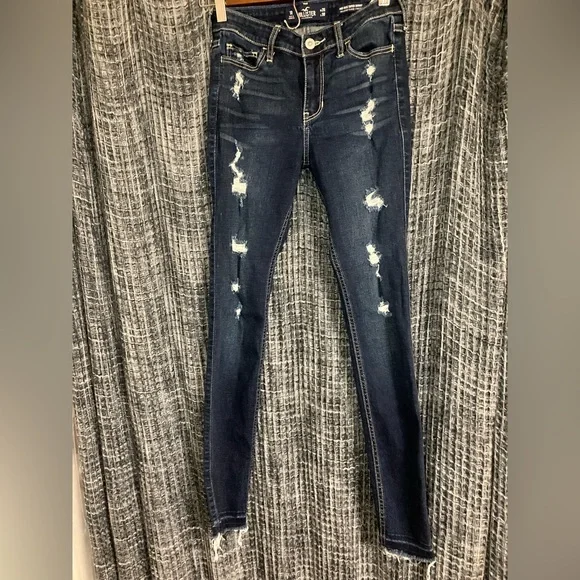 Distressed Blue Jeans - Picture 1 of 9